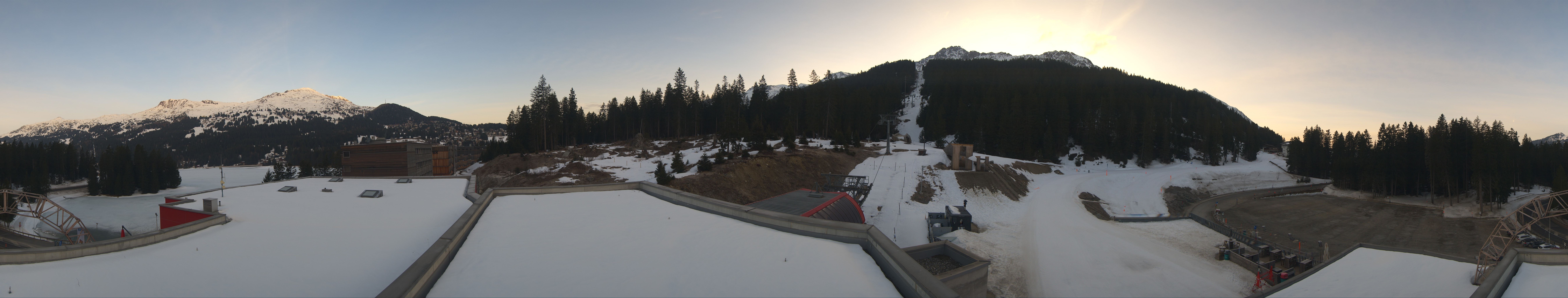 Archived image Webcam Base Station Rothorn Gondola Lenzerheide