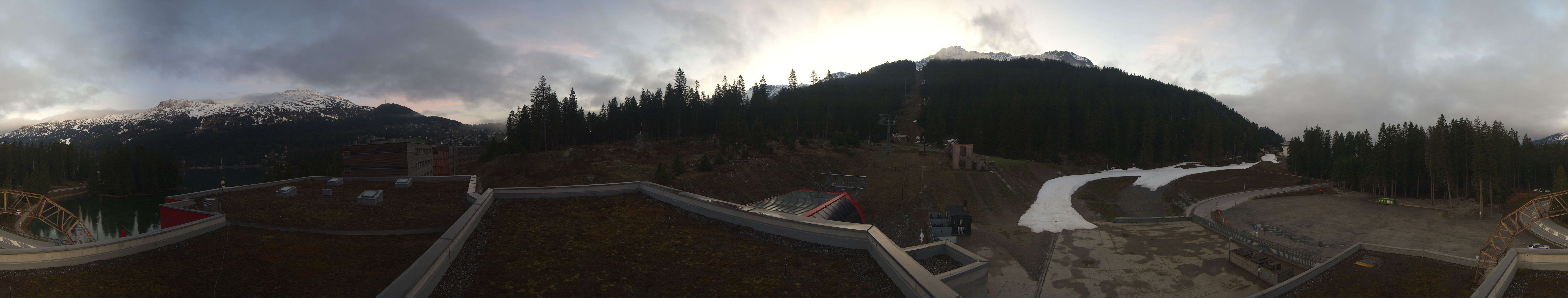 Archived image Webcam Base Station Rothorn Gondola Lenzerheide