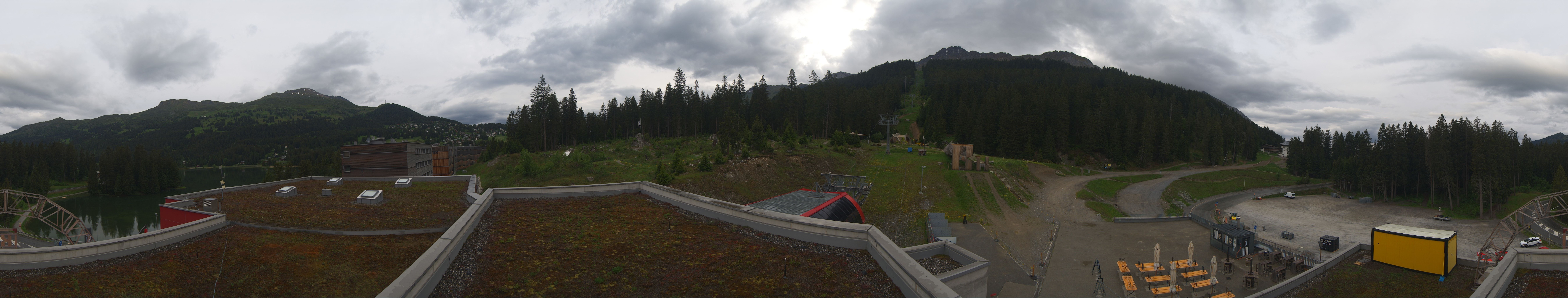 Archived image Webcam Base Station Rothorn Gondola Lenzerheide