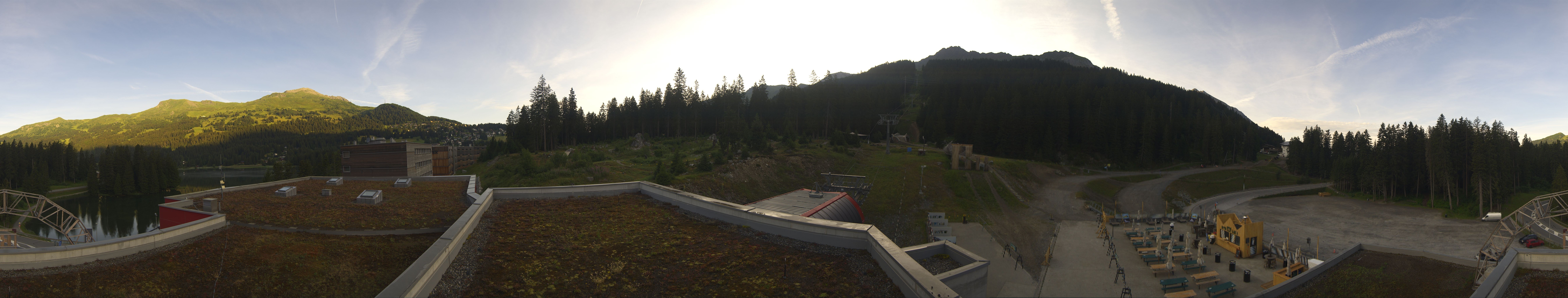 Archived image Webcam Base Station Rothorn Gondola Lenzerheide