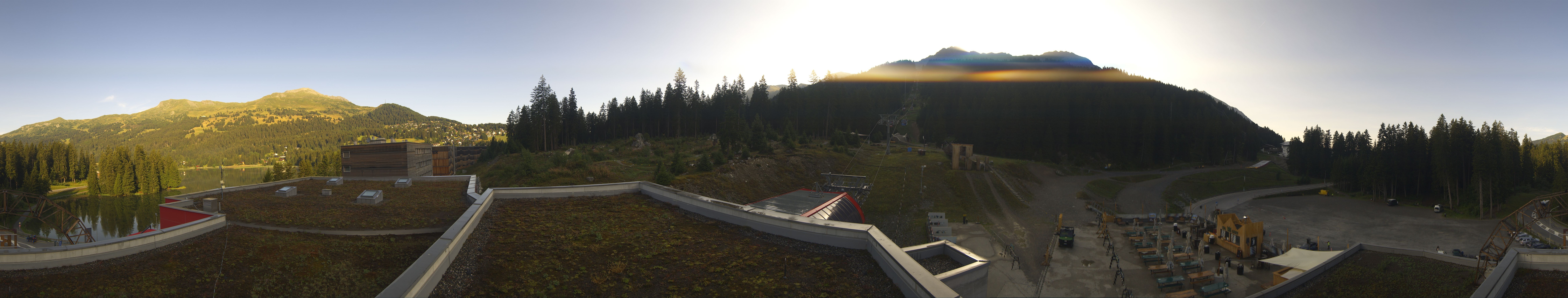 Archived image Webcam Base Station Rothorn Gondola Lenzerheide