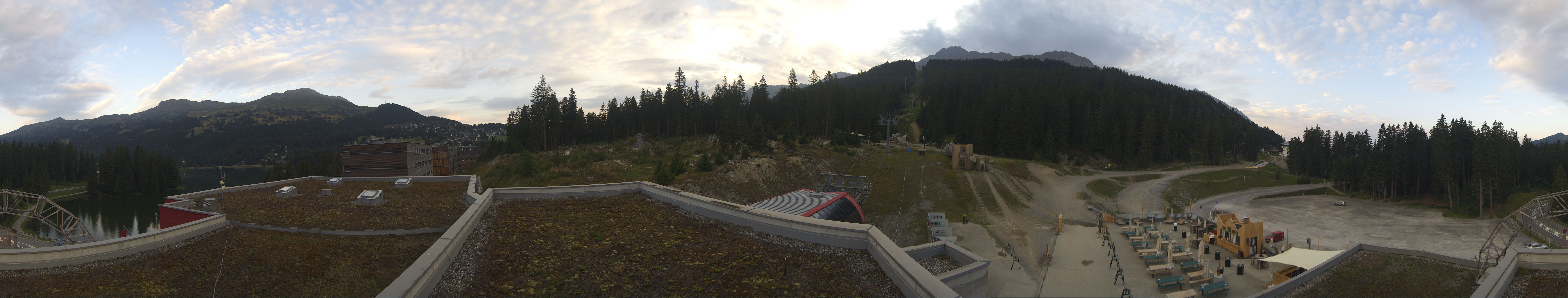 Archived image Webcam Base Station Rothorn Gondola Lenzerheide