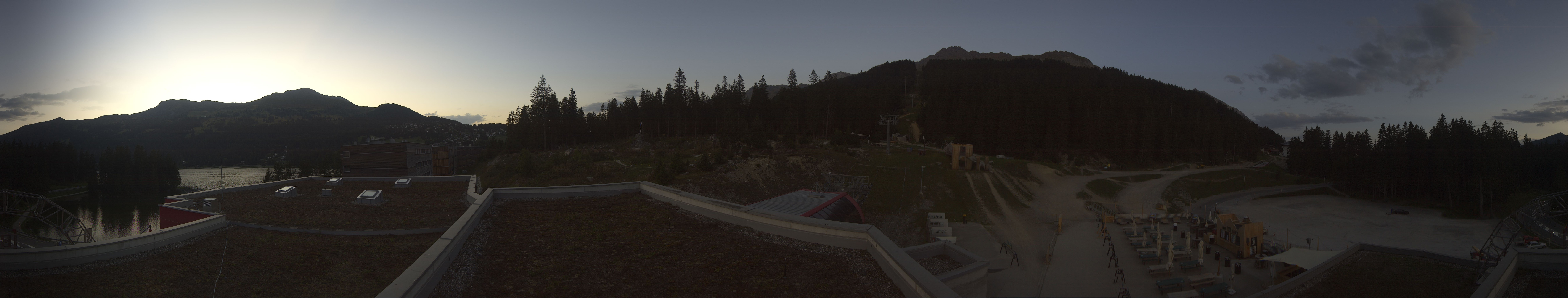 Archived image Webcam Base Station Rothorn Gondola Lenzerheide