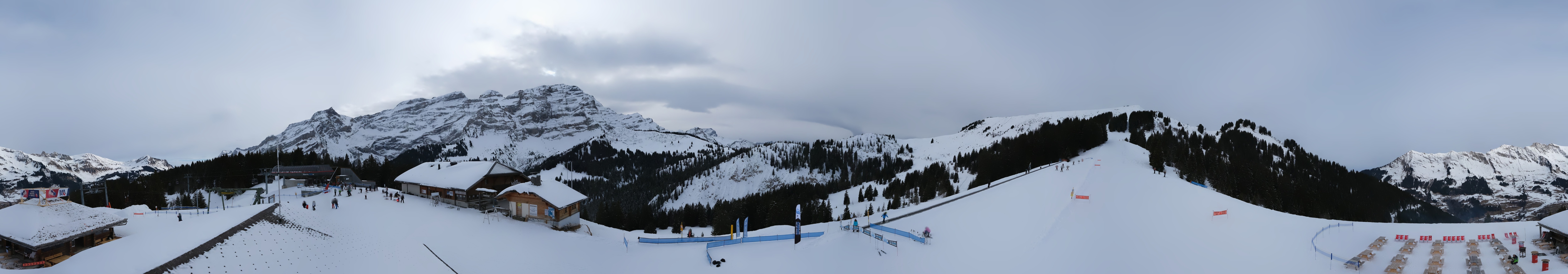 Archiv Foto Webcam Villars Gryon Diablerets Isenau Panorama