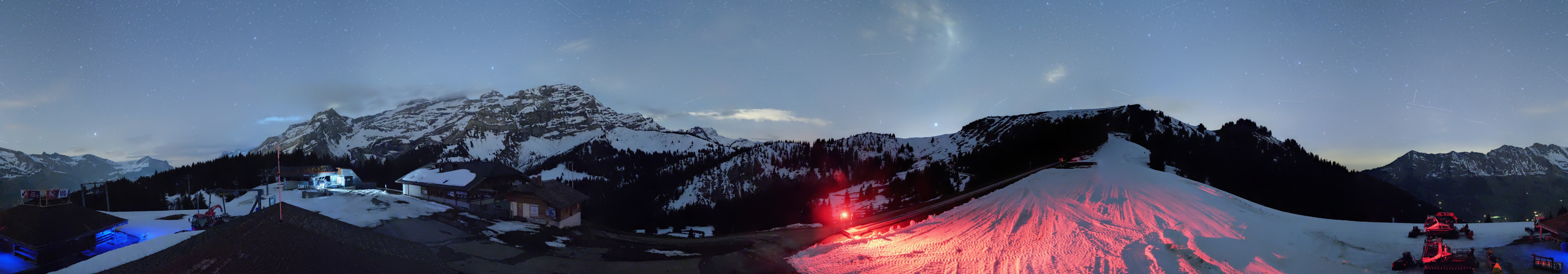 Archiv Foto Webcam Villars Gryon Diablerets Isenau Panorama