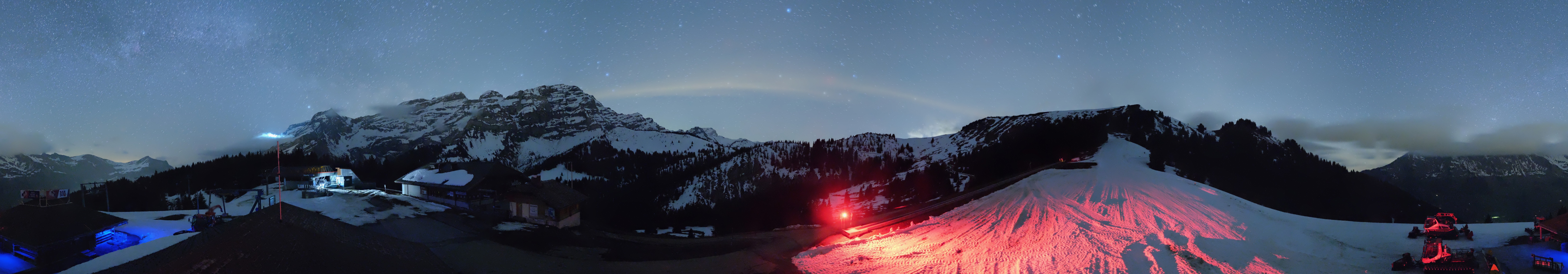 Archiv Foto Webcam Villars Gryon Diablerets Isenau Panorama