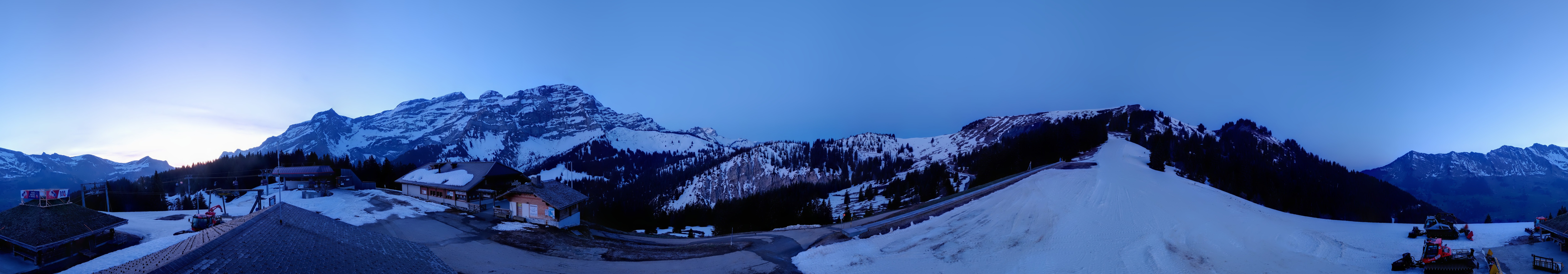 Archiv Foto Webcam Villars Gryon Diablerets Isenau Panorama