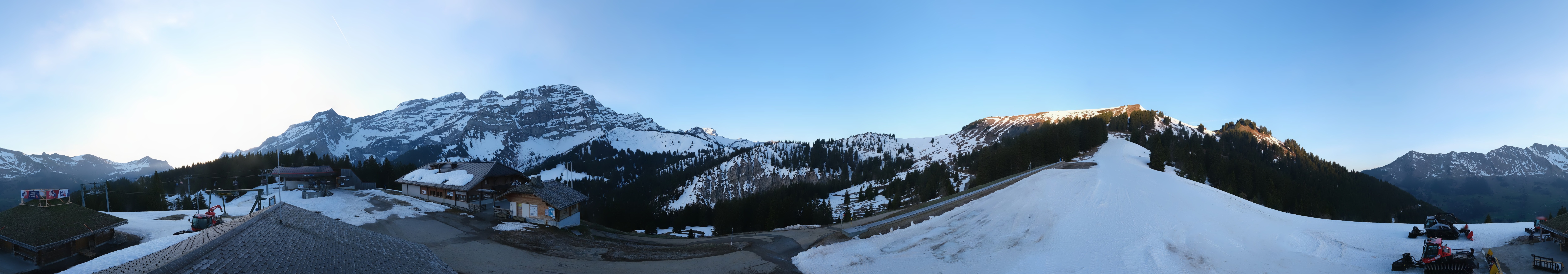 Archiv Foto Webcam Villars Gryon Diablerets Isenau Panorama