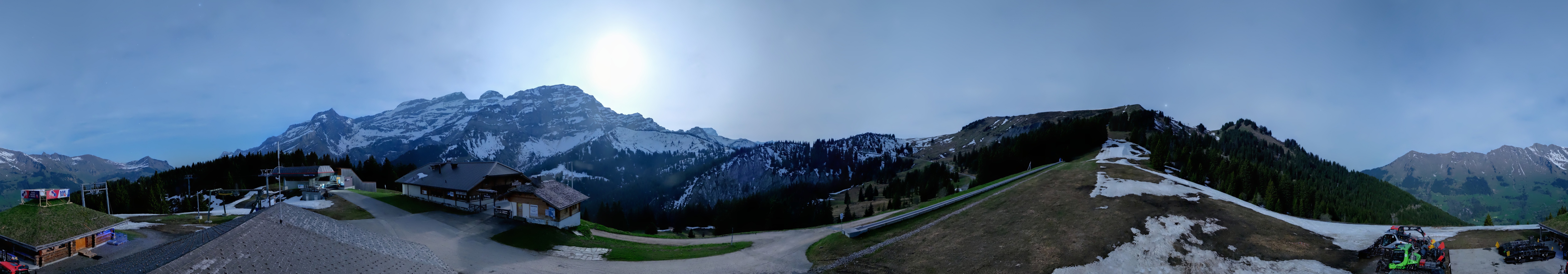 Archiv Foto Webcam Villars Gryon Diablerets Isenau Panorama
