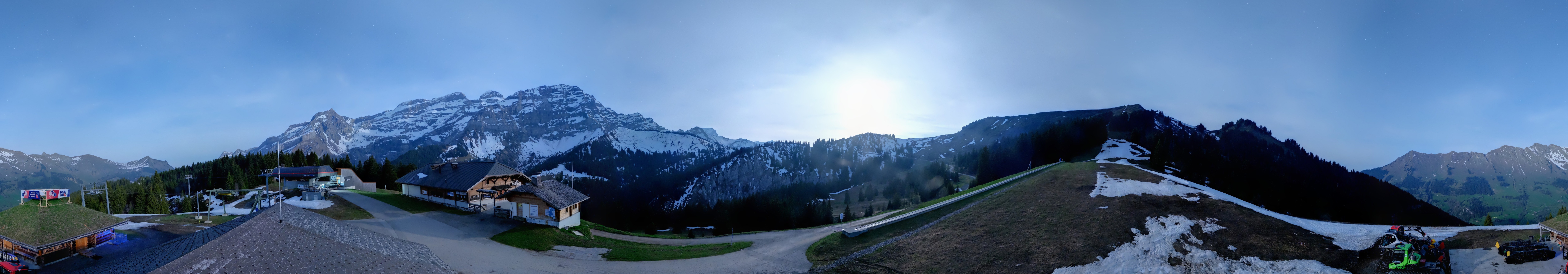 Archiv Foto Webcam Villars Gryon Diablerets Isenau Panorama