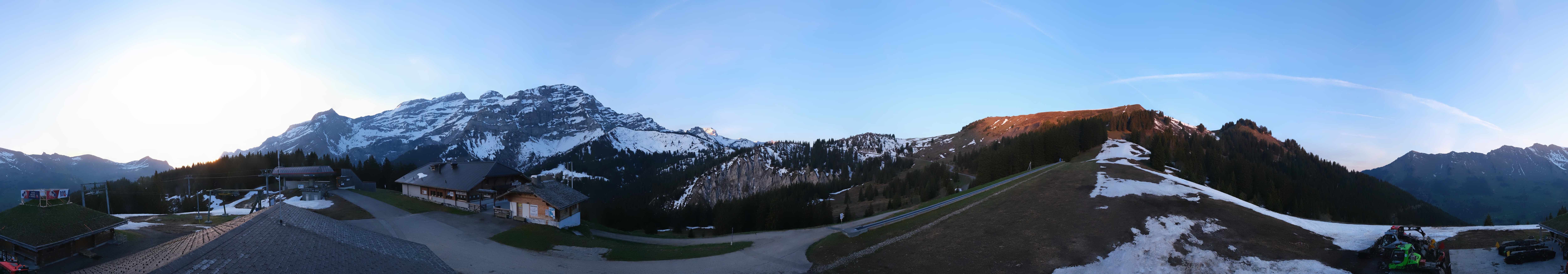 Archived image Webcam Villars Gryon Diablerets Isenau Roundshot