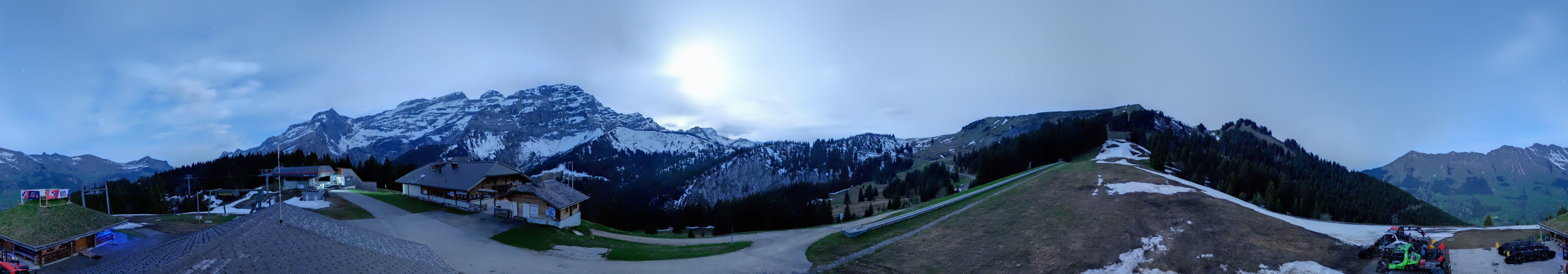 Archived image Webcam Villars Gryon Diablerets Isenau Roundshot
