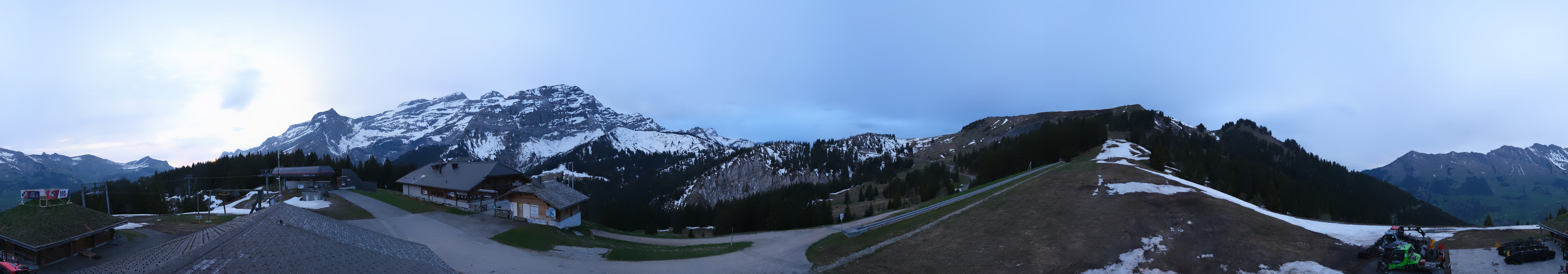 Archived image Webcam Villars Gryon Diablerets Isenau Roundshot