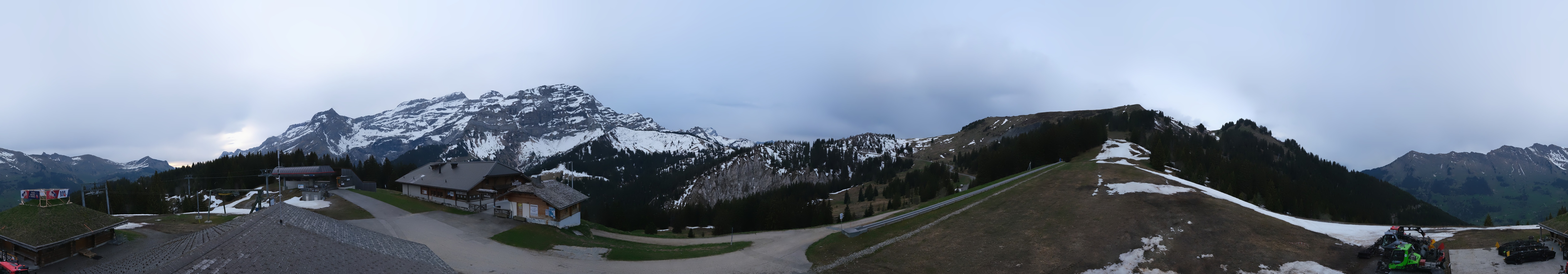 Archived image Webcam Villars Gryon Diablerets Isenau Roundshot