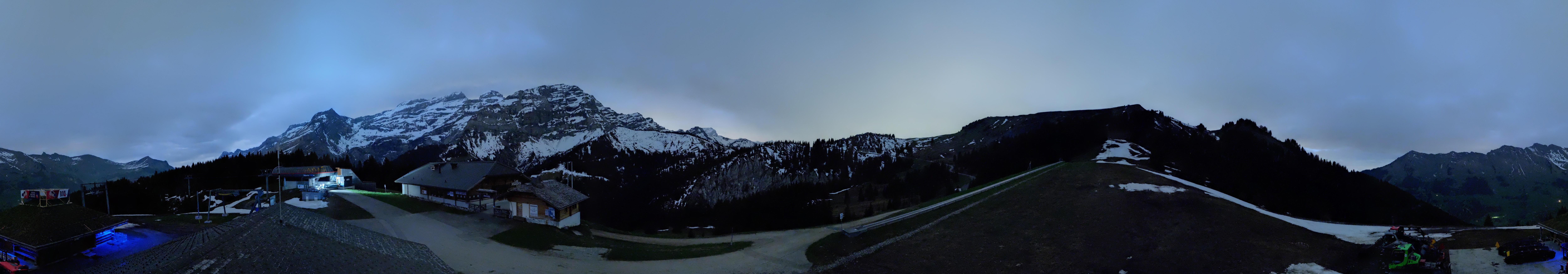 Archiv Foto Webcam Villars Gryon Diablerets Isenau Panorama