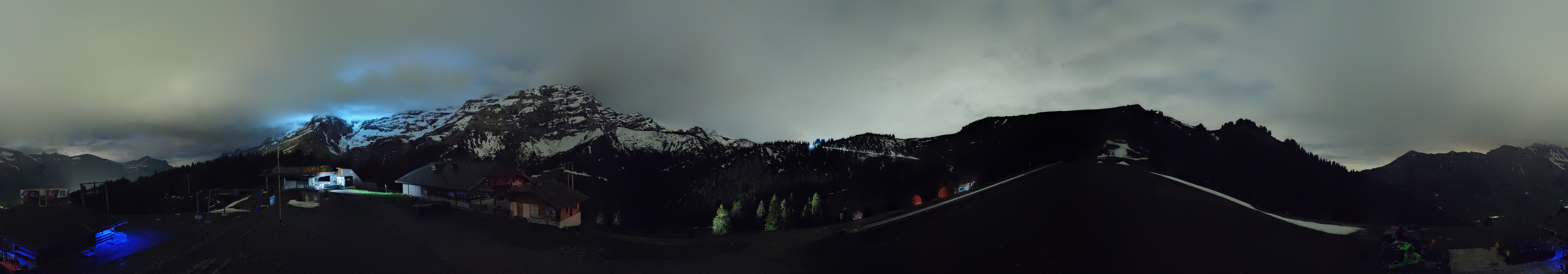 Archiv Foto Webcam Villars Gryon Diablerets Isenau Panorama