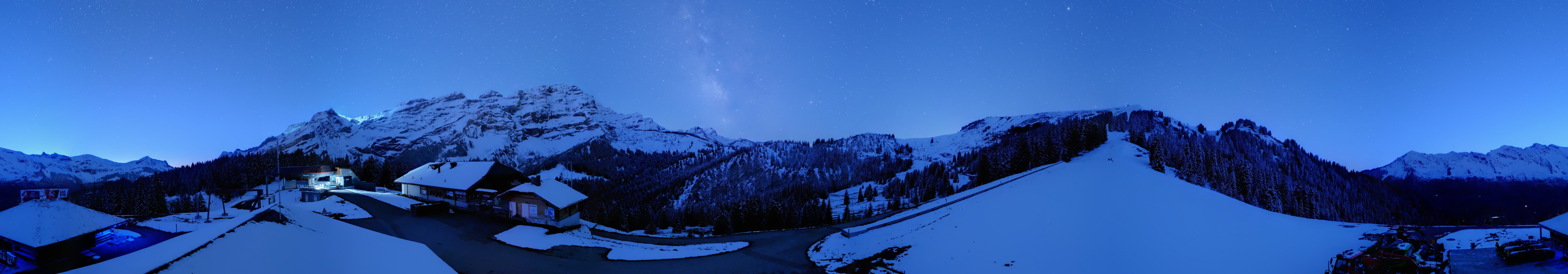 Archived image Webcam Villars Gryon Diablerets Isenau Roundshot