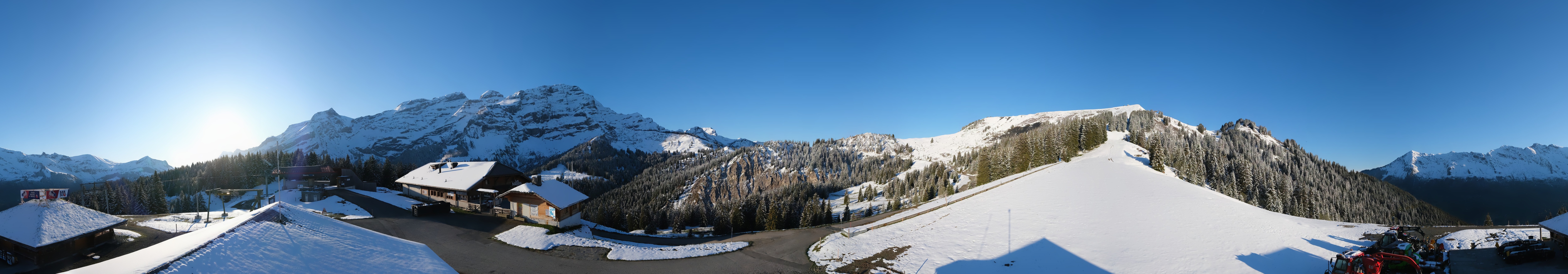 Archived image Webcam Villars Gryon Diablerets Isenau Roundshot