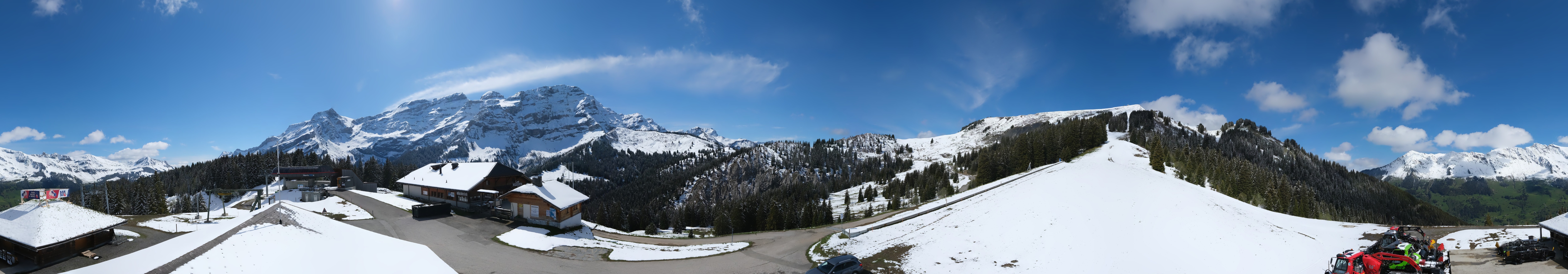 Archived image Webcam Villars Gryon Diablerets Isenau Roundshot