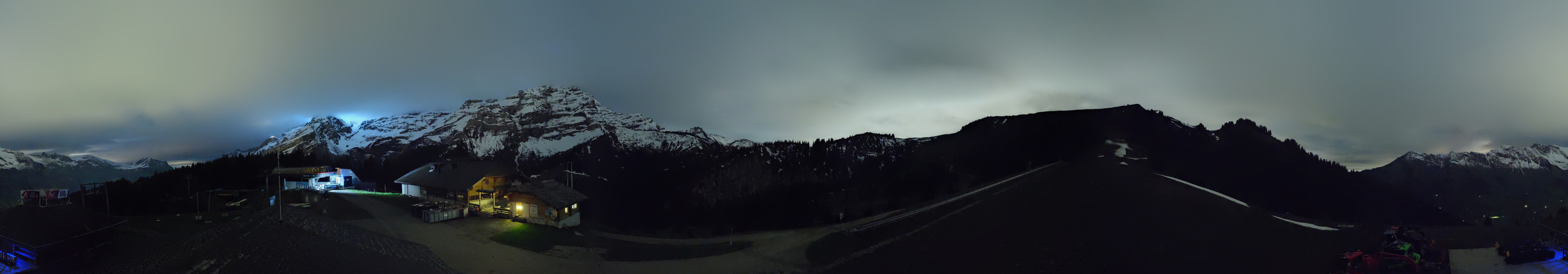 Archiv Foto Webcam Villars Gryon Diablerets Isenau Panorama