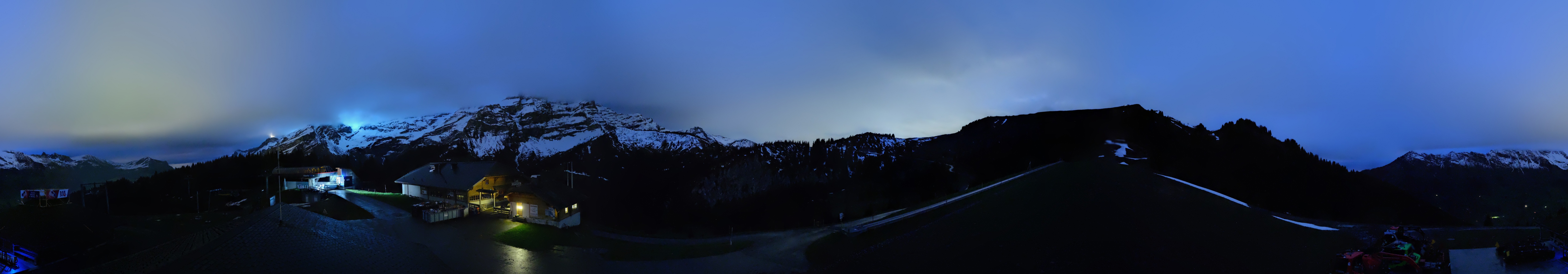 Archiv Foto Webcam Villars Gryon Diablerets Isenau Panorama