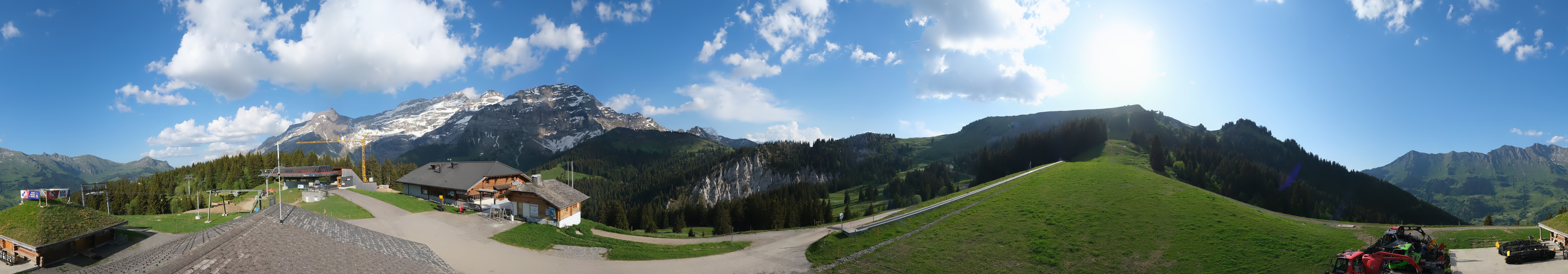 Archiv Foto Webcam Villars Gryon Diablerets Isenau Panorama