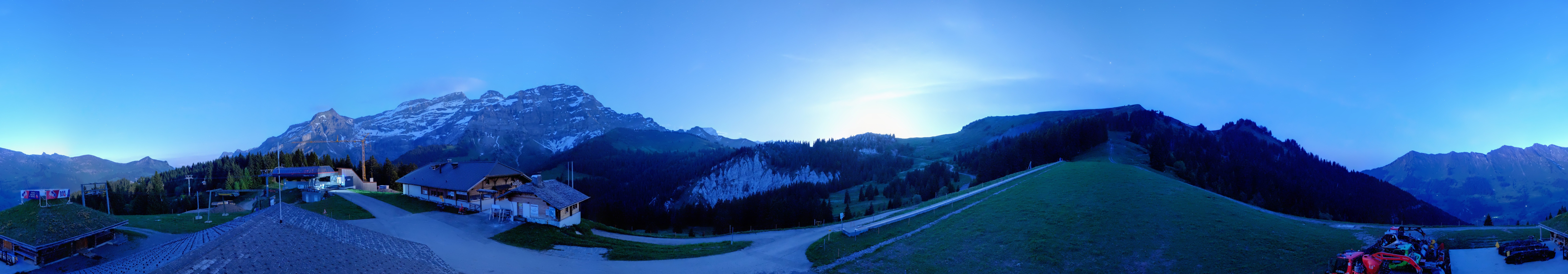 Archiv Foto Webcam Villars Gryon Diablerets Isenau Panorama