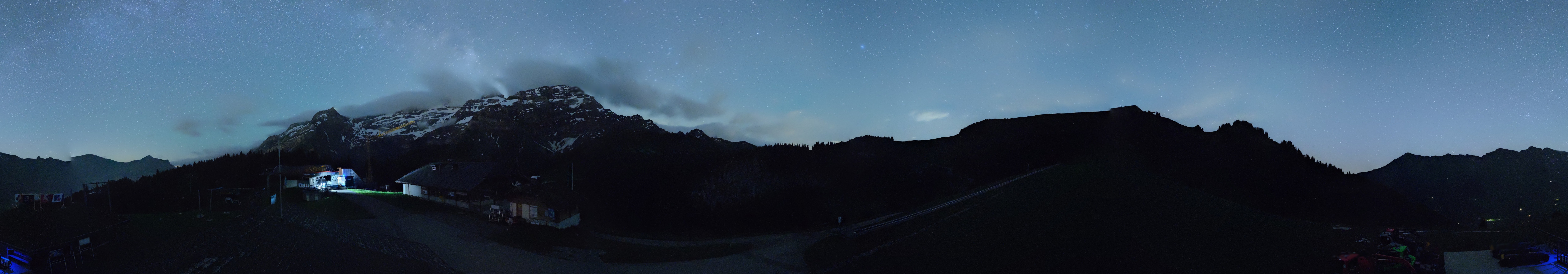 Archiv Foto Webcam Villars Gryon Diablerets Isenau Panorama