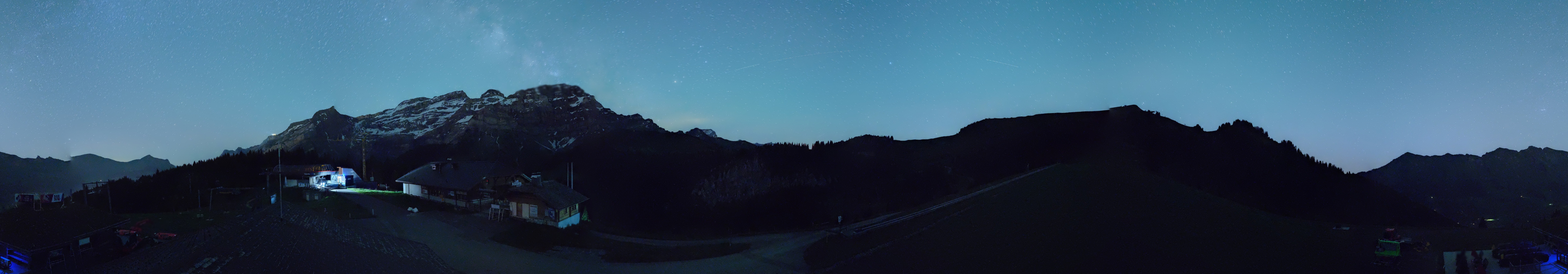 Archiv Foto Webcam Villars Gryon Diablerets Isenau Panorama