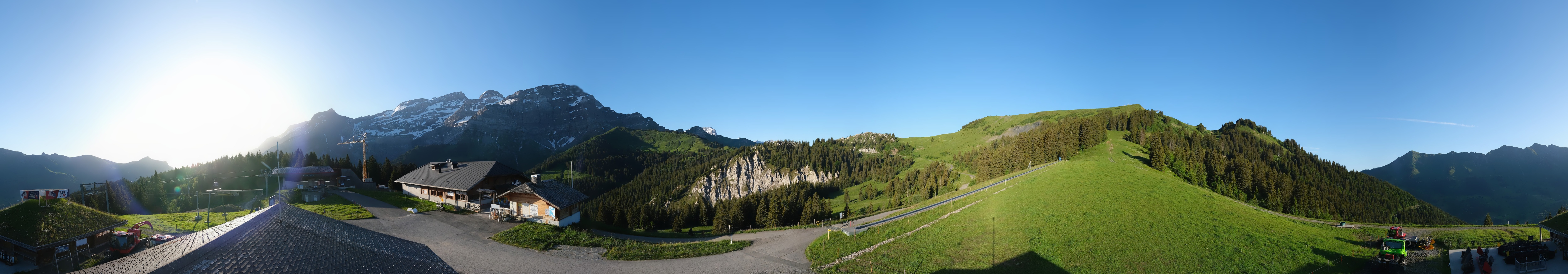 Archiv Foto Webcam Villars Gryon Diablerets Isenau Panorama