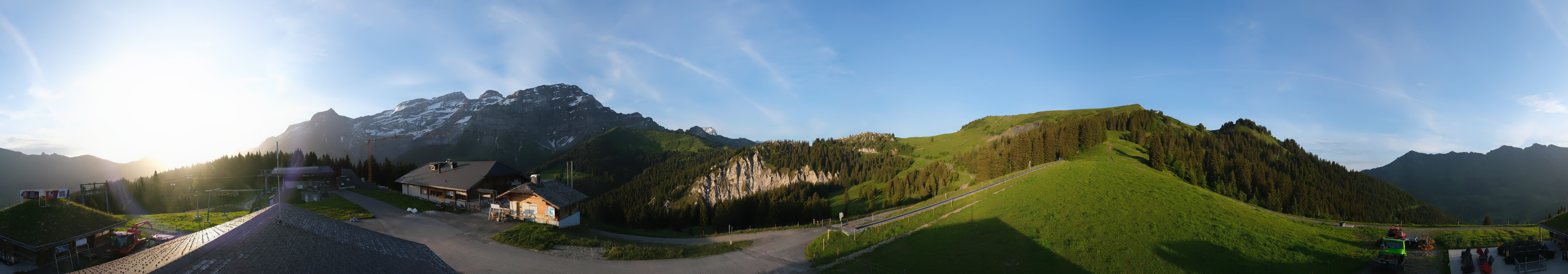 Archiv Foto Webcam Villars Gryon Diablerets Isenau Panorama