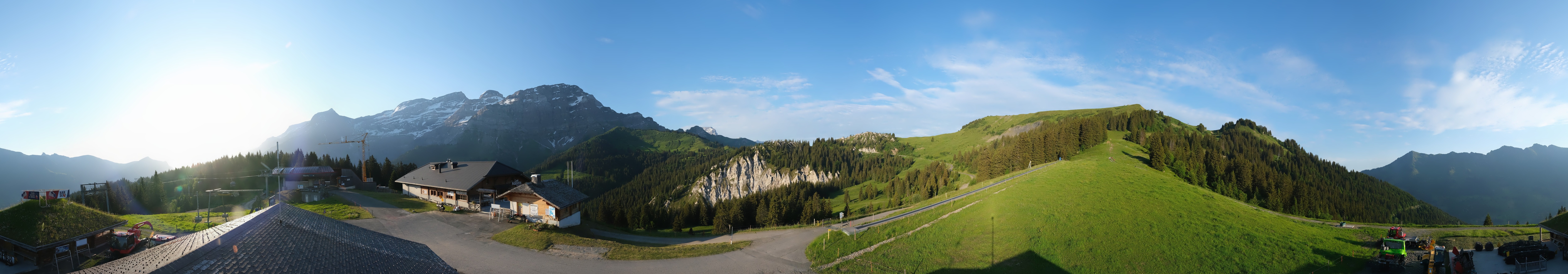 Archiv Foto Webcam Villars Gryon Diablerets Isenau Panorama
