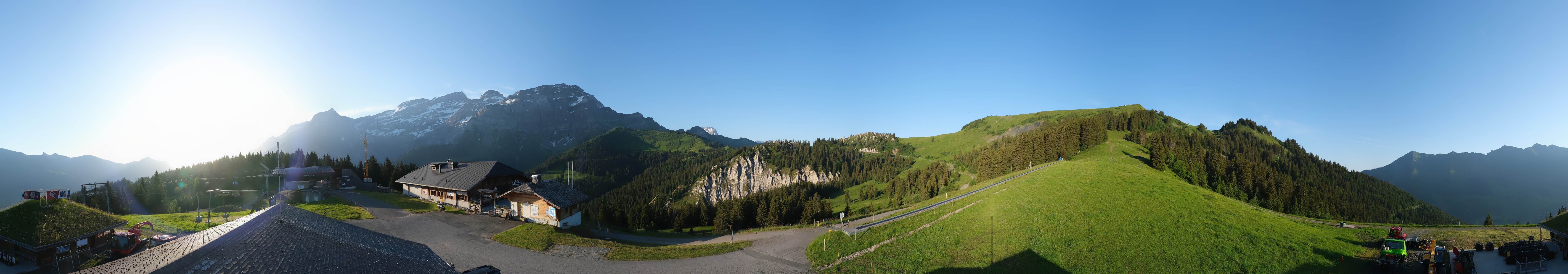 Archiv Foto Webcam Villars Gryon Diablerets Isenau Panorama