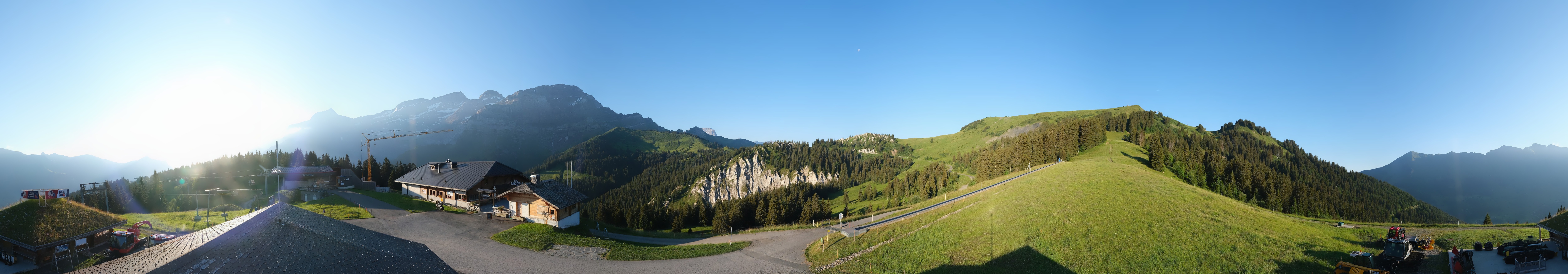 Archiv Foto Webcam Villars Gryon Diablerets Isenau Panorama