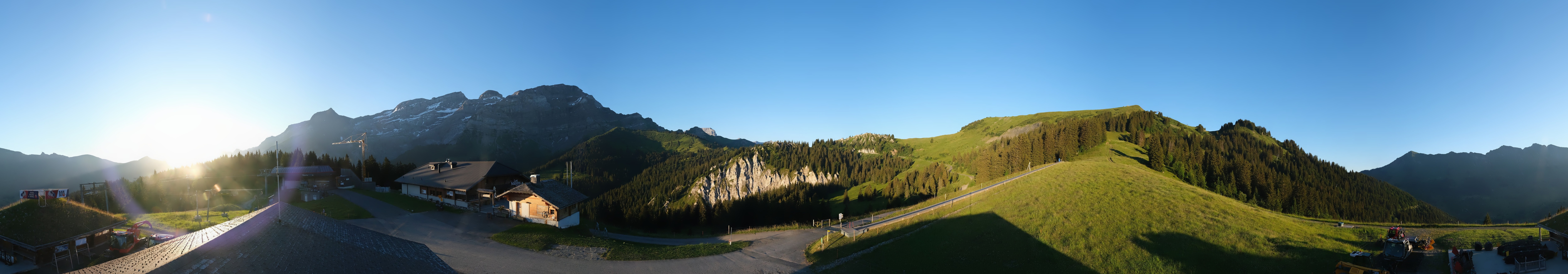 Archiv Foto Webcam Villars Gryon Diablerets Isenau Panorama