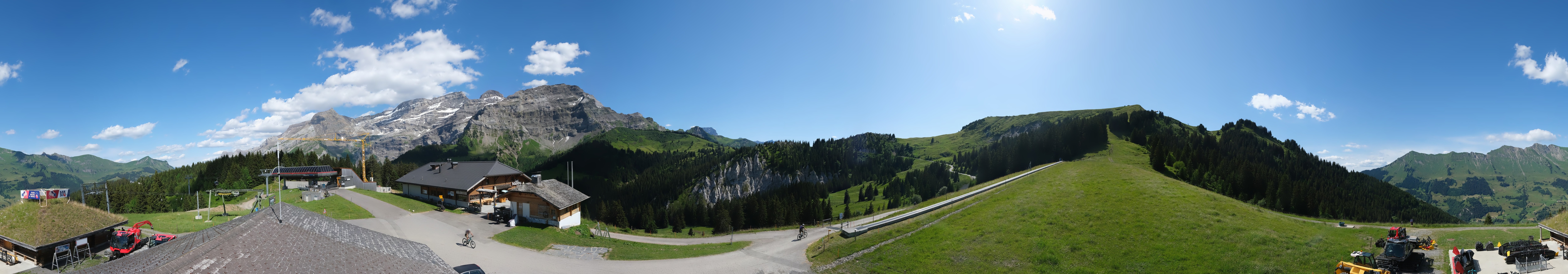 Archiv Foto Webcam Villars Gryon Diablerets Isenau Panorama