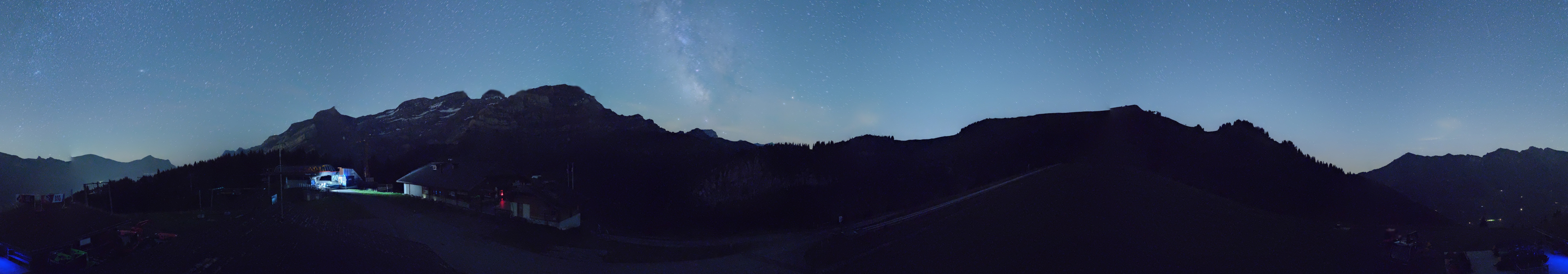 Archived image Webcam Villars Gryon Diablerets Isenau Roundshot