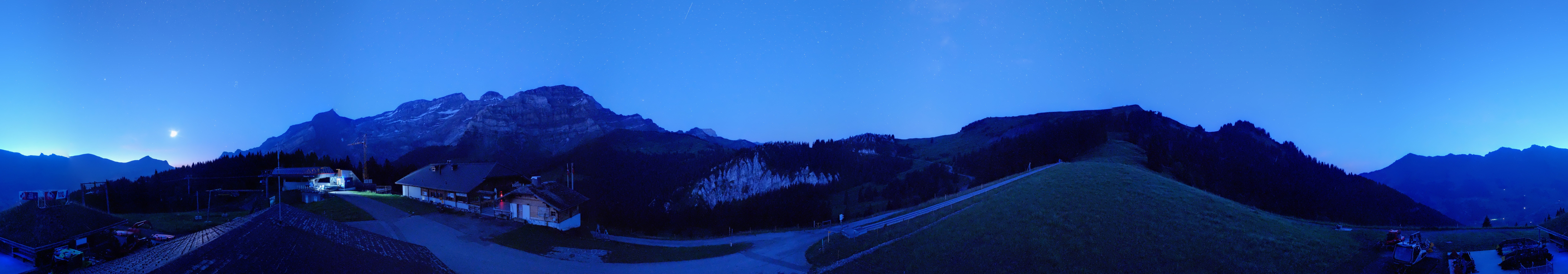 Archived image Webcam Villars Gryon Diablerets Isenau Roundshot
