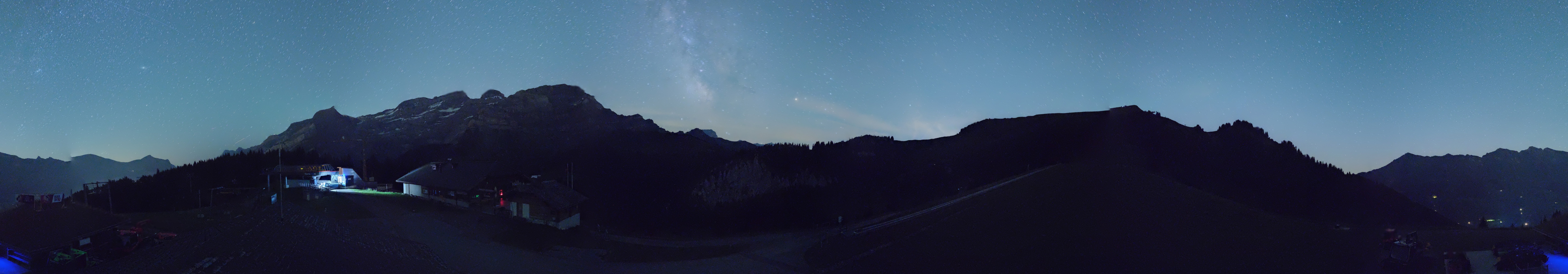 Archiv Foto Webcam Villars Gryon Diablerets Isenau Panorama