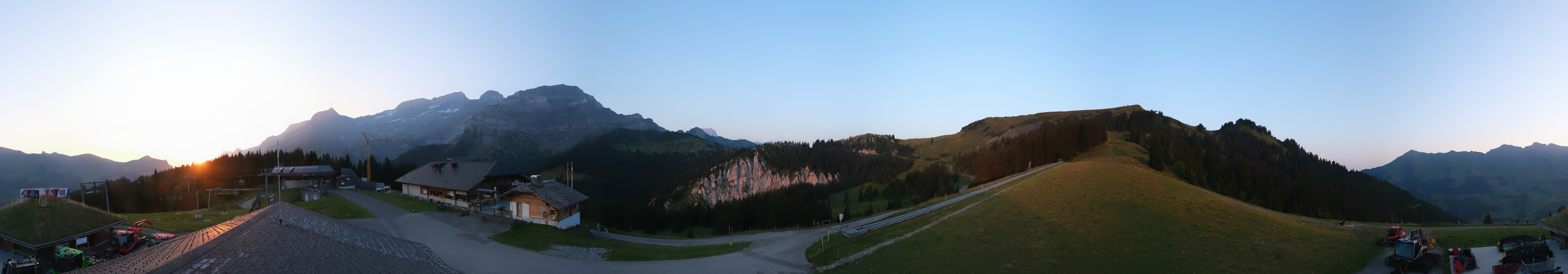 Archived image Webcam Villars Gryon Diablerets Isenau Roundshot