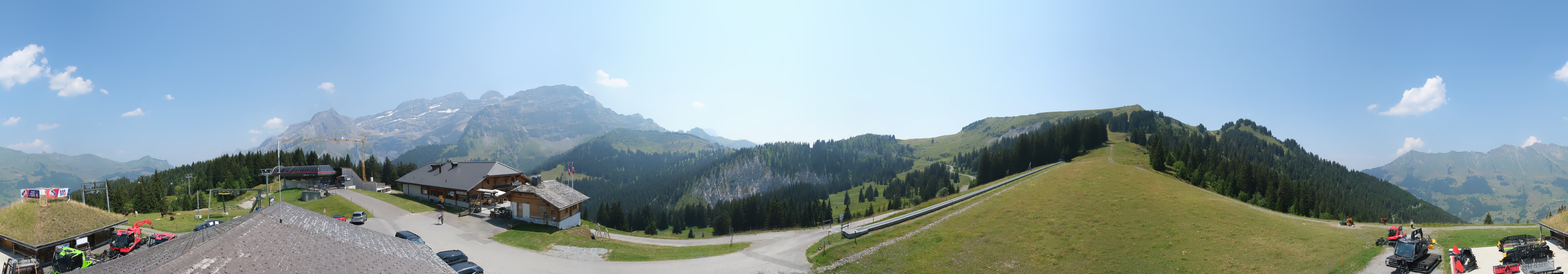 Archived image Webcam Villars Gryon Diablerets Isenau Roundshot