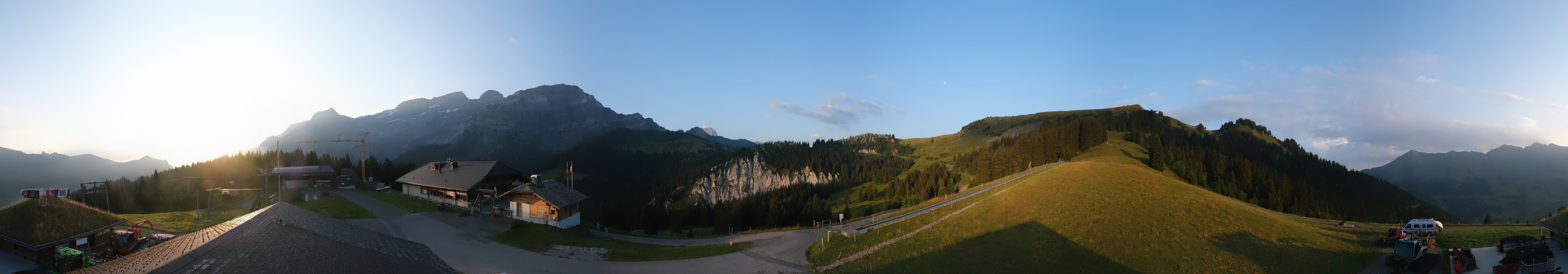 Archiv Foto Webcam Villars Gryon Diablerets Isenau Panorama