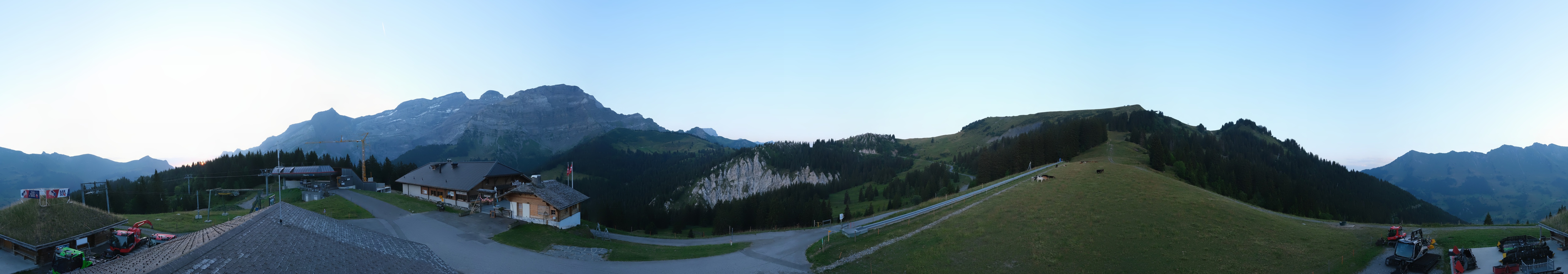 Archiv Foto Webcam Villars Gryon Diablerets Isenau Panorama