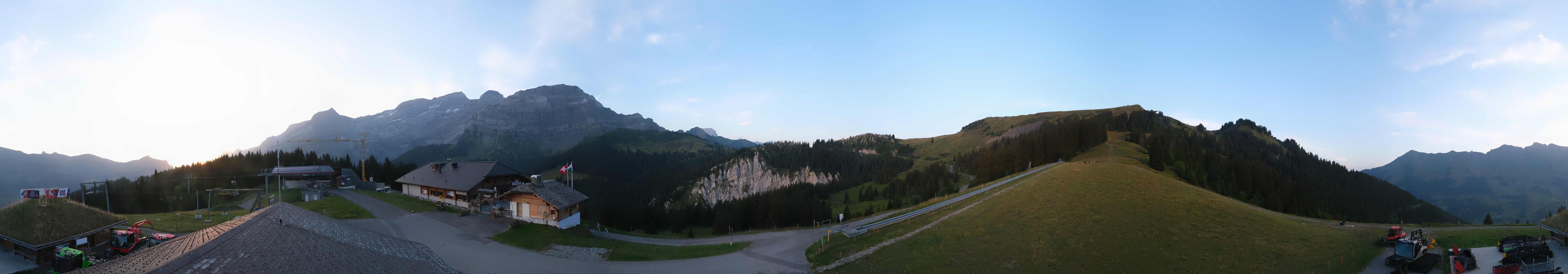 Archiv Foto Webcam Villars Gryon Diablerets Isenau Panorama