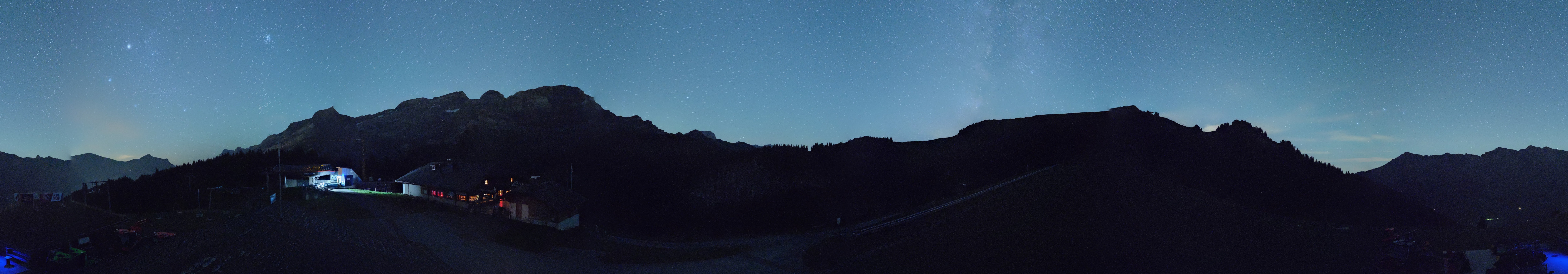 Archiv Foto Webcam Villars Gryon Diablerets Isenau Panorama