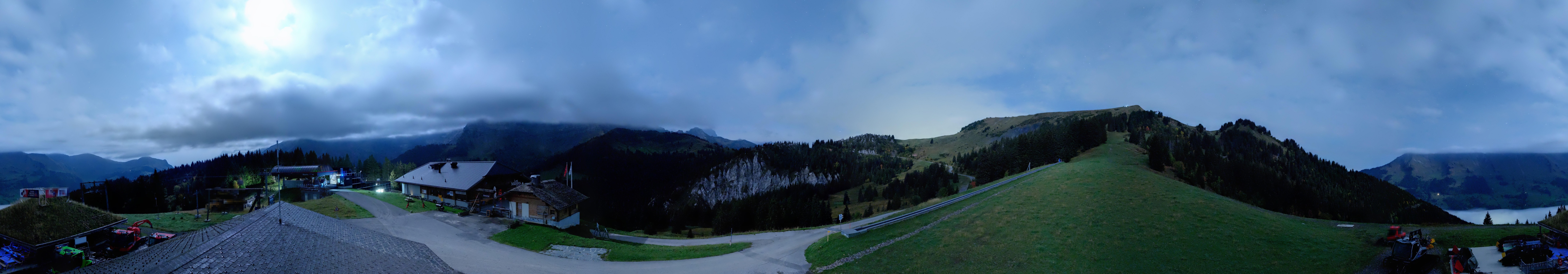 Archiv Foto Webcam Villars Gryon Diablerets Isenau Panorama