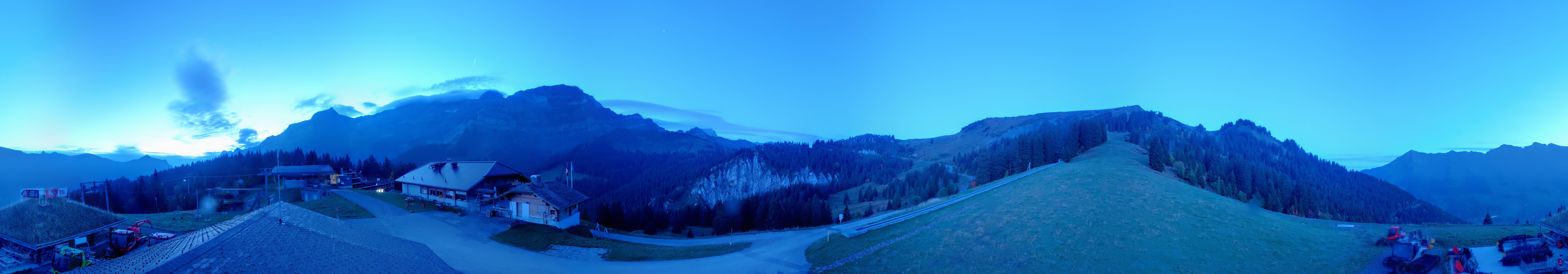 Archiv Foto Webcam Villars Gryon Diablerets Isenau Panorama