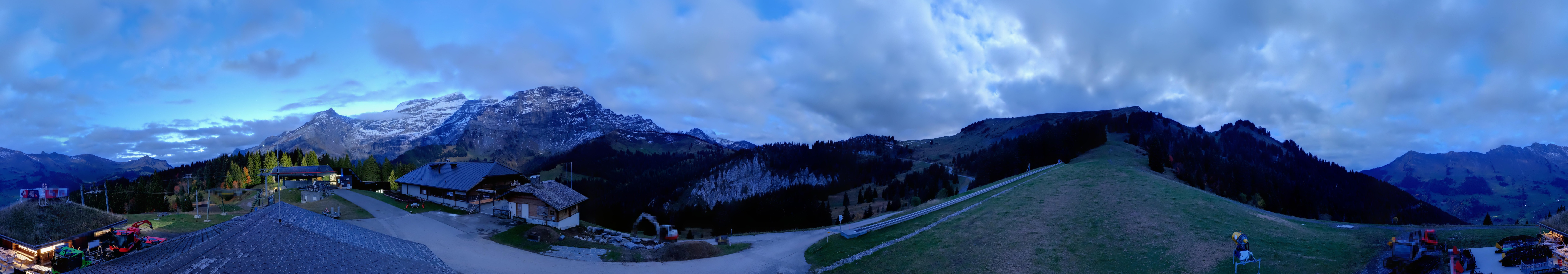 Archiv Foto Webcam Villars Gryon Diablerets Isenau Panorama