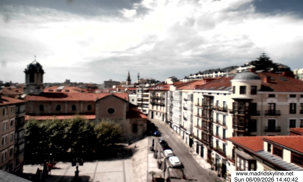Archiv Foto Webcam Blick über die Stadt Madrid