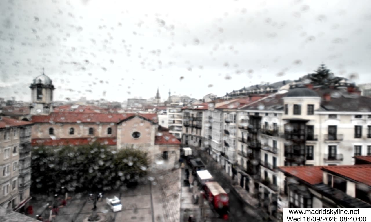 Archiv Foto Webcam Blick über die Stadt Madrid